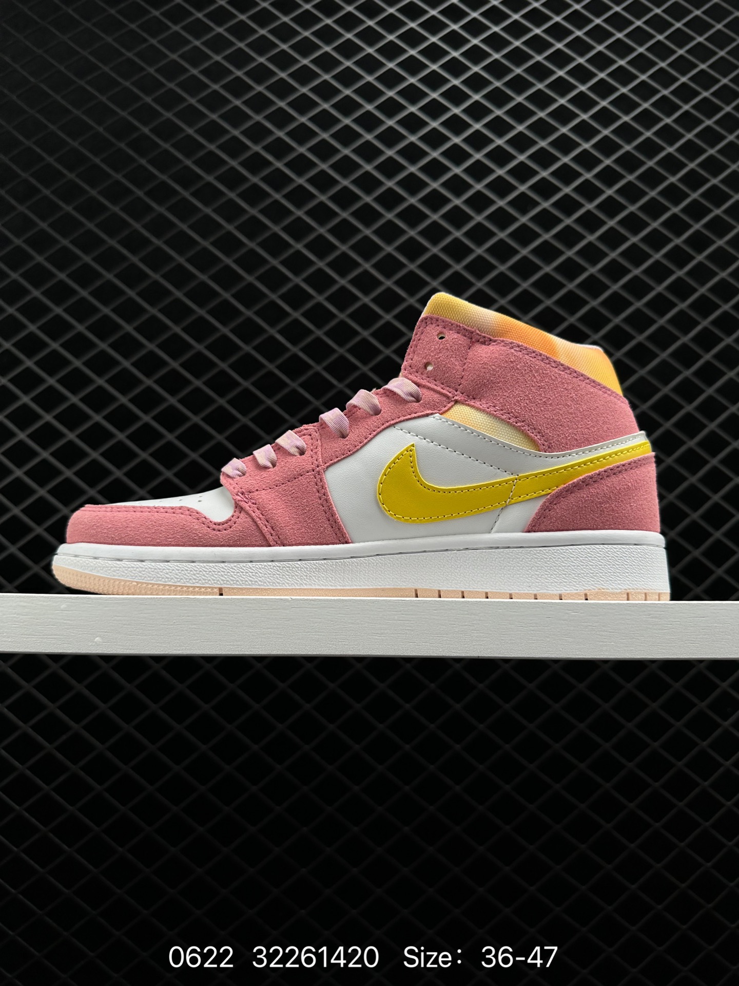 Air Jordan 1 Mid AJ1